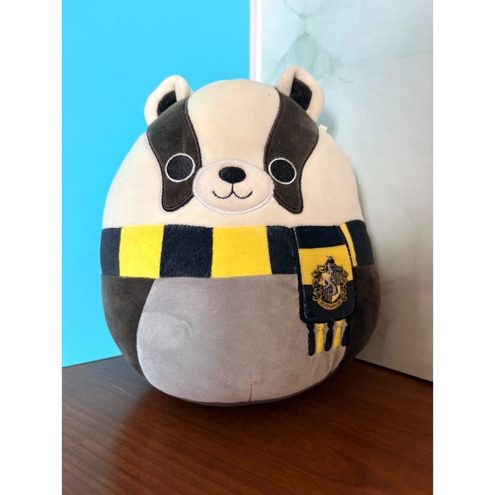 Harry Potter 8 Inch Hufflepuff Badger Squishmallow Plush SQEB00189